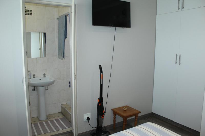 4 Bedroom Property for Sale in Richmond Estate Western Cape